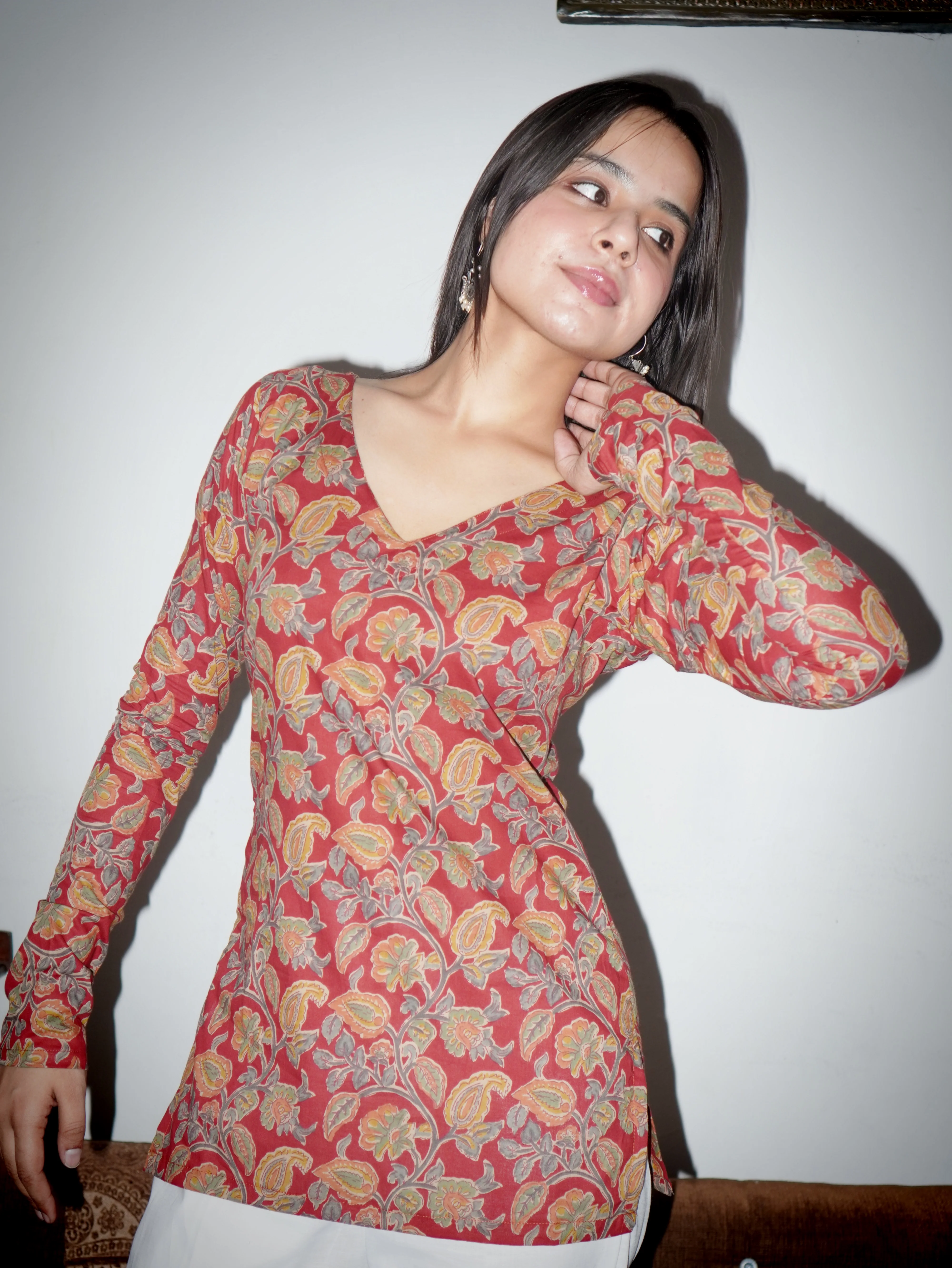 HEER DEEP BACK KURTI - Image 4