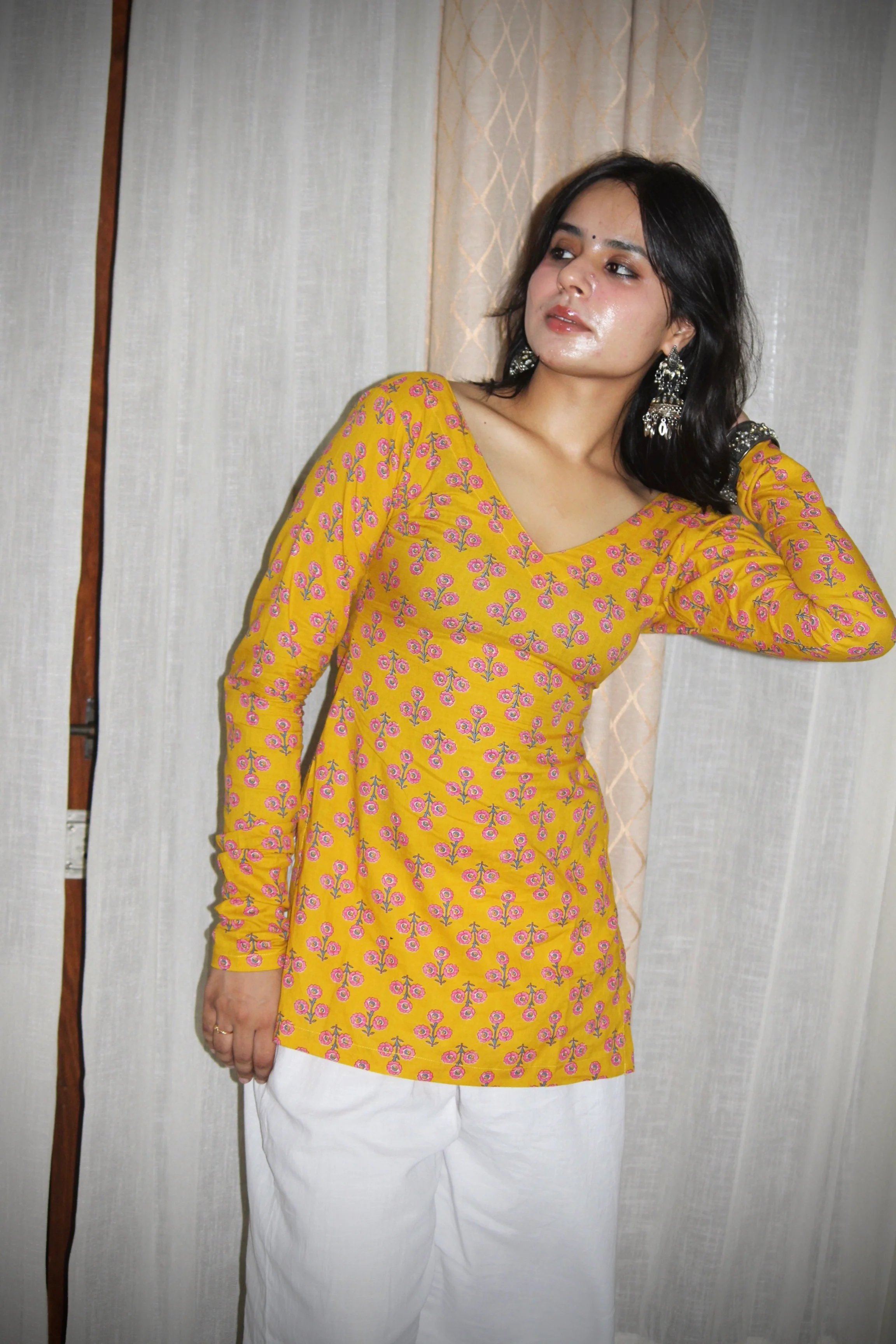 HUNAR DEEP BACK KURTI - Image 4