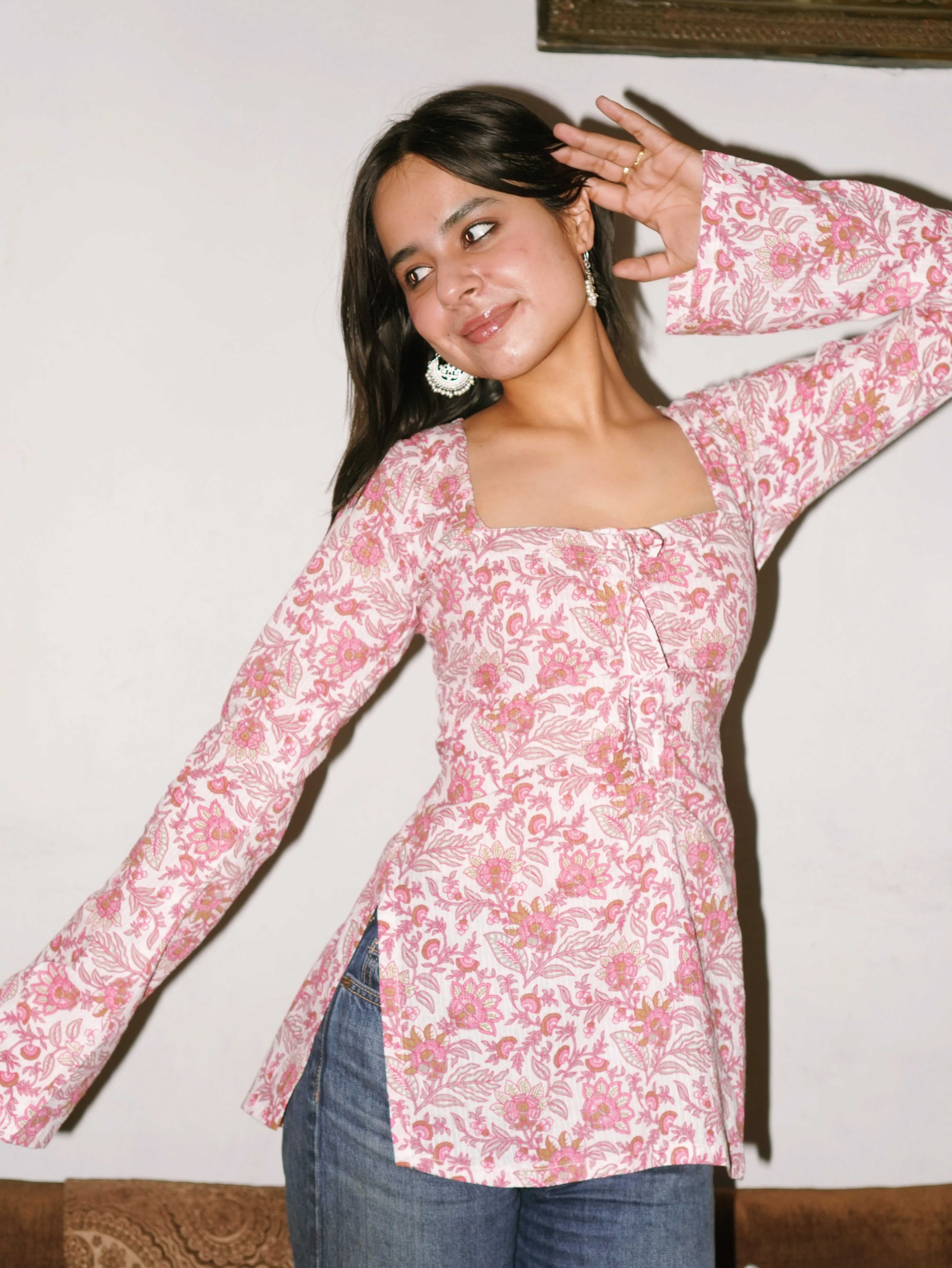Lily Bell Sleeved Corset Back Kurti - Image 5