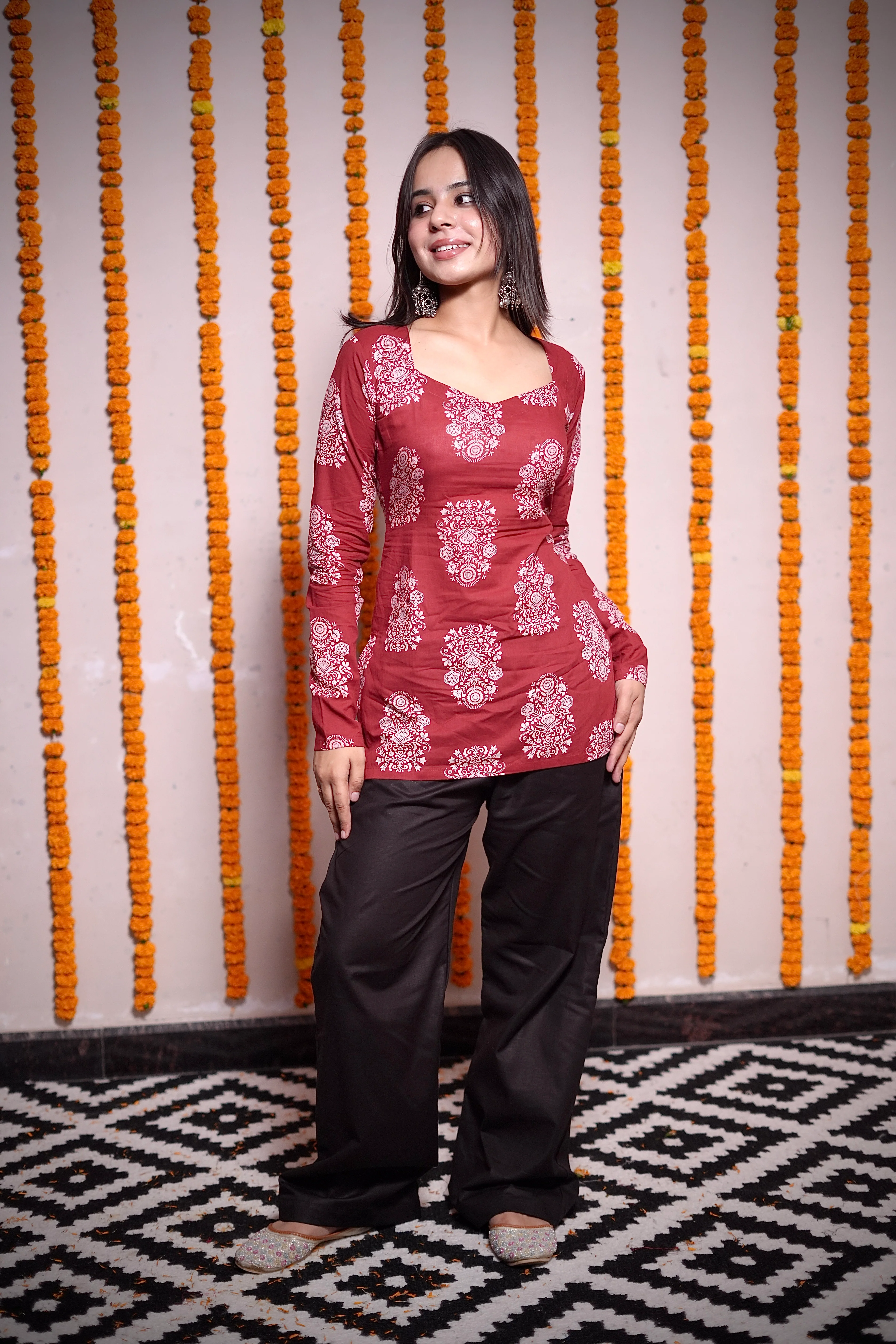 MISHTI FULL SLEEVE KURTI - Image 3