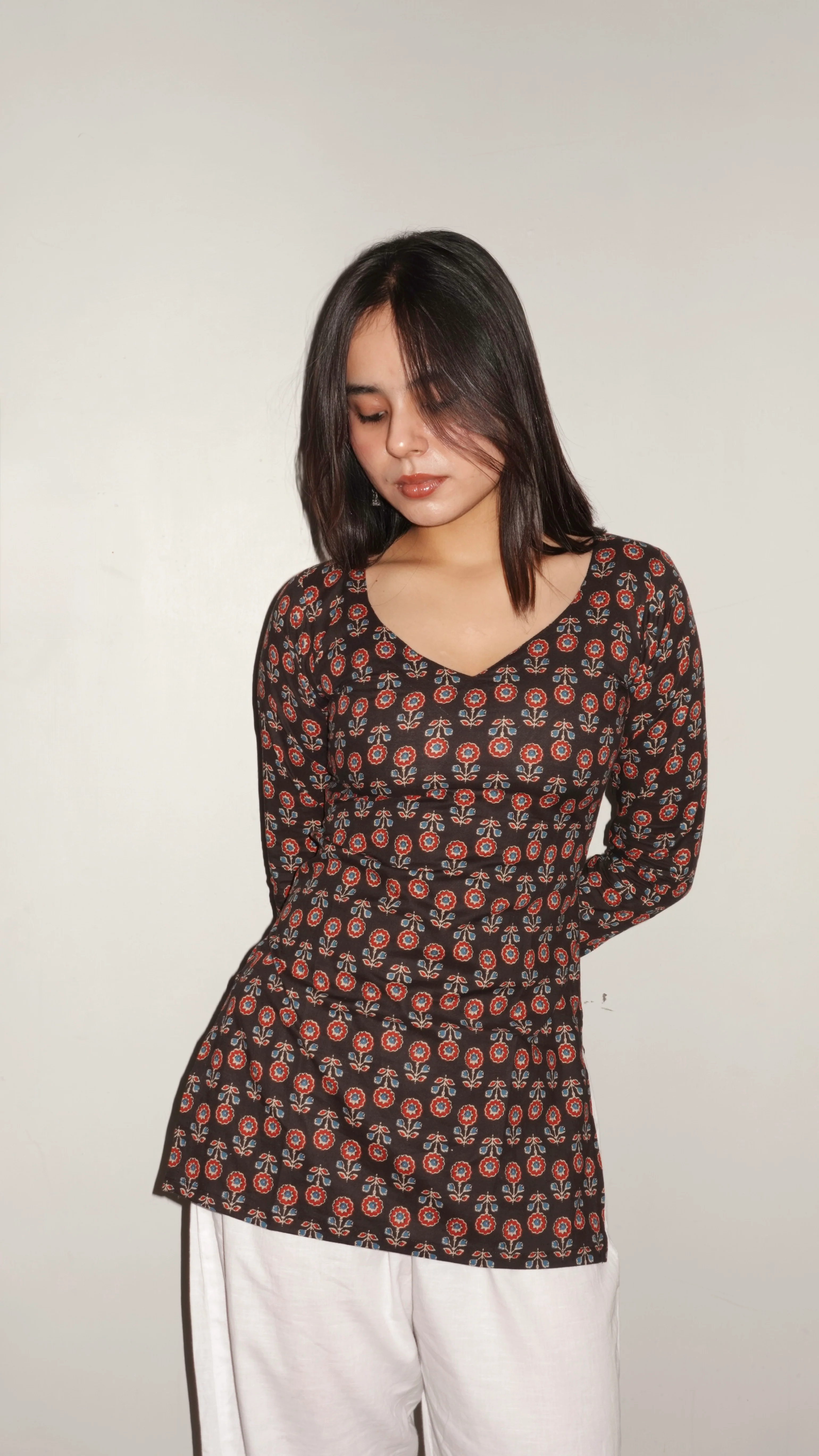 NAAZ FULL SLEEVE KURTI - Image 4