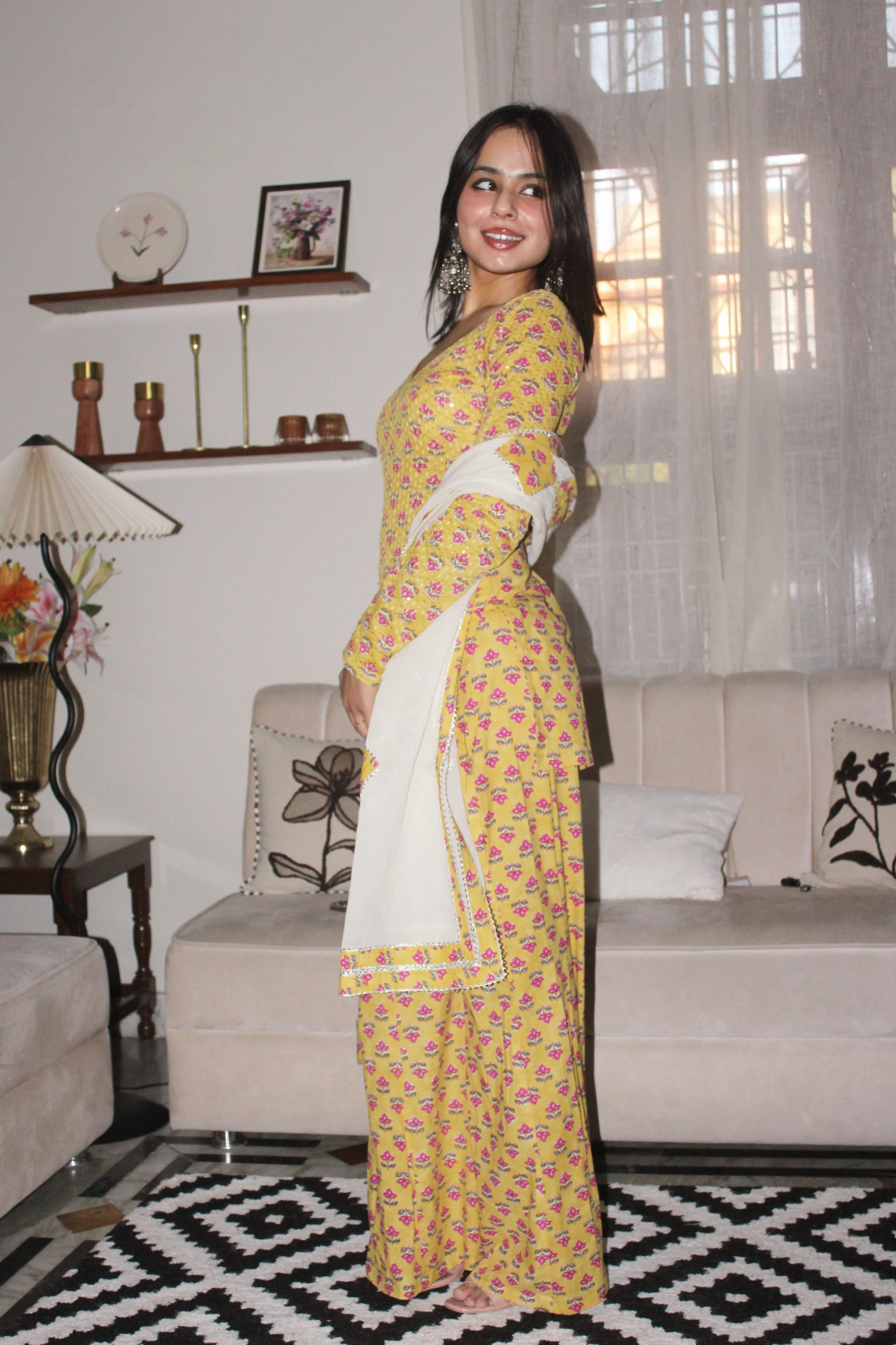 Ravya Sharara Set - Image 3