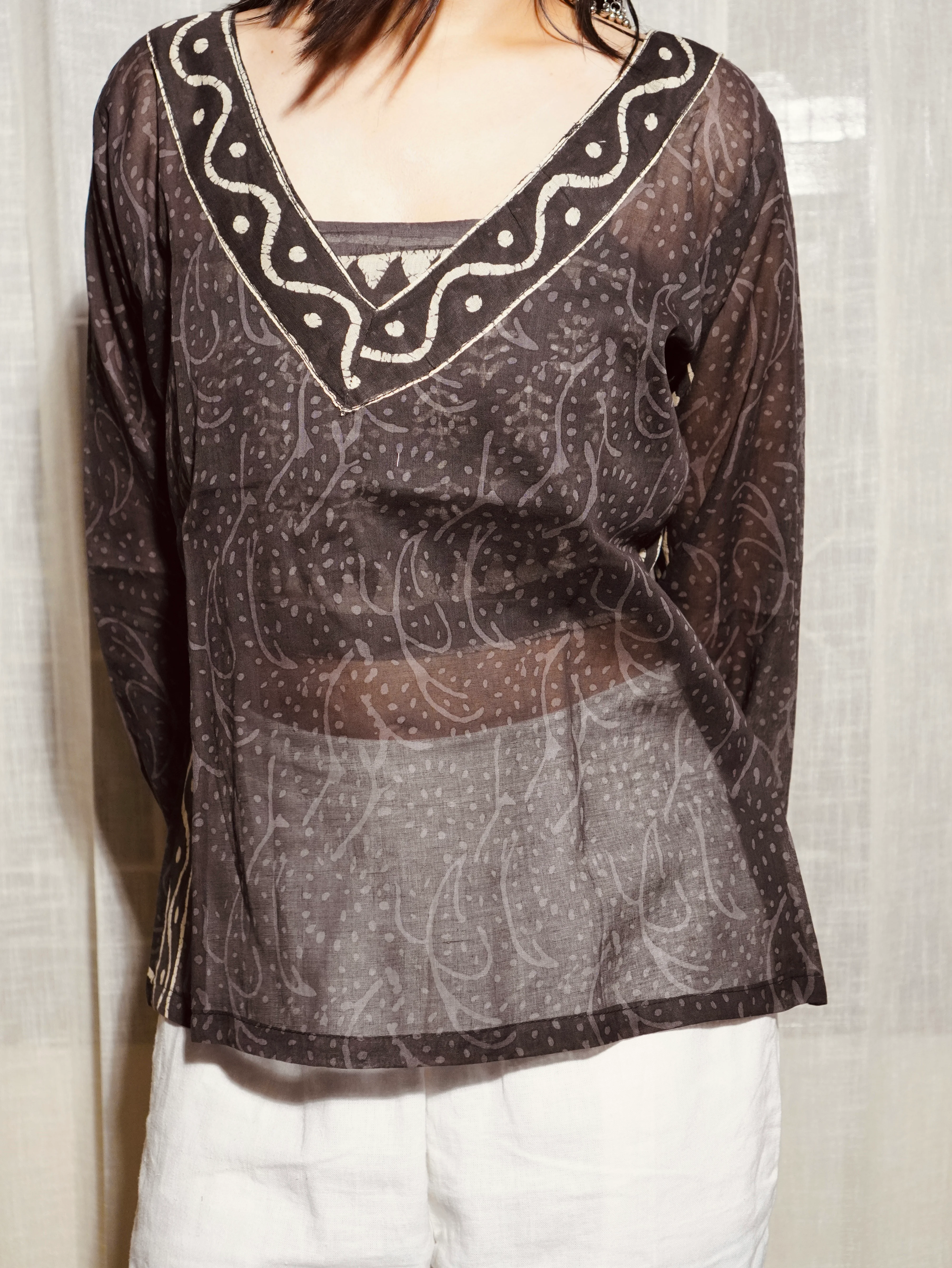 Shravi cover up kurta - Image 5
