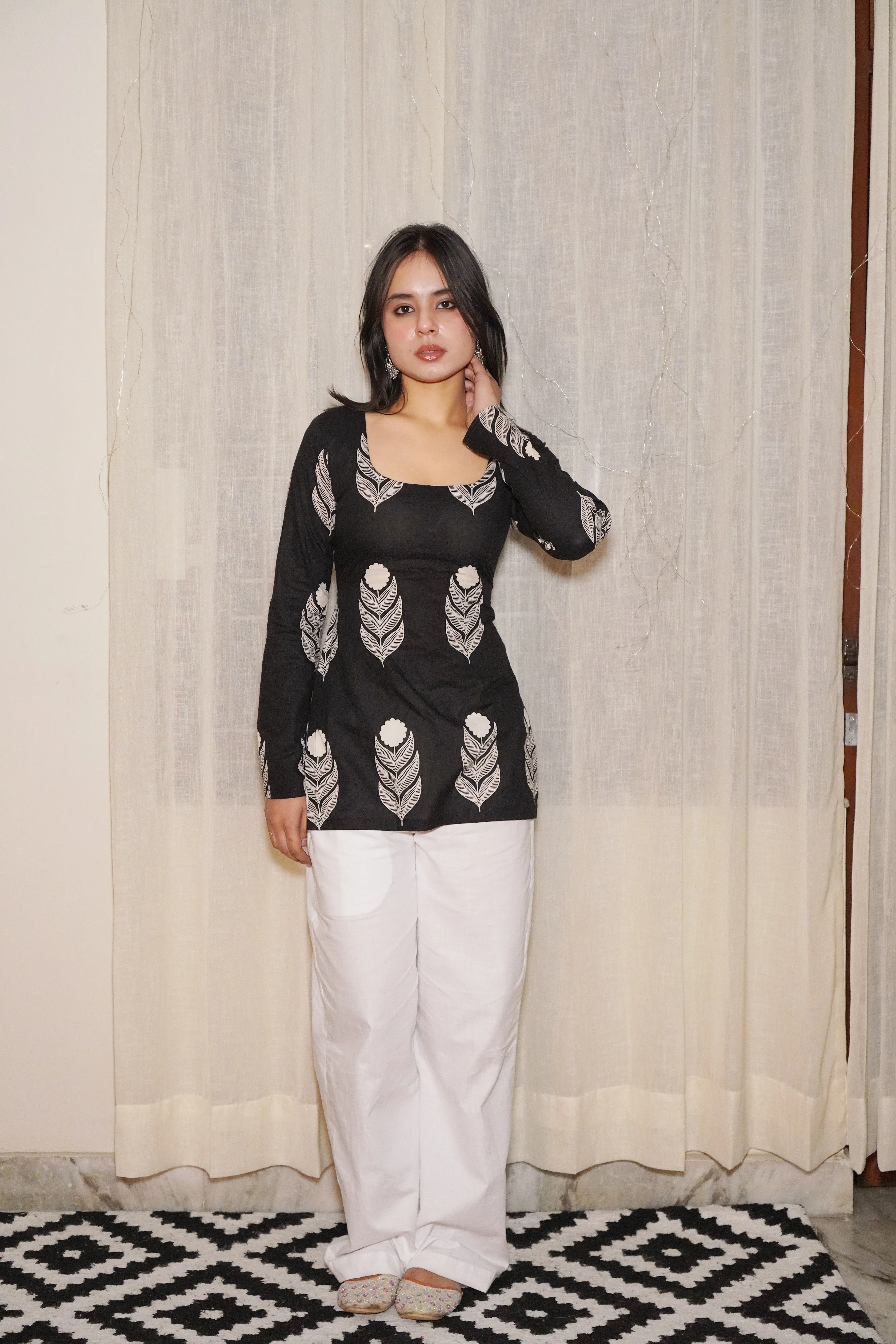 VAANYA LONG SLEEVE CORSET KURTI - Image 3